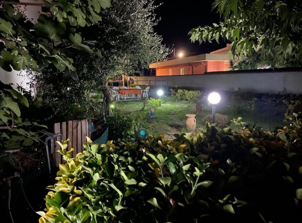 מילאצו Frontemare Rooms מראה חיצוני תמונה
