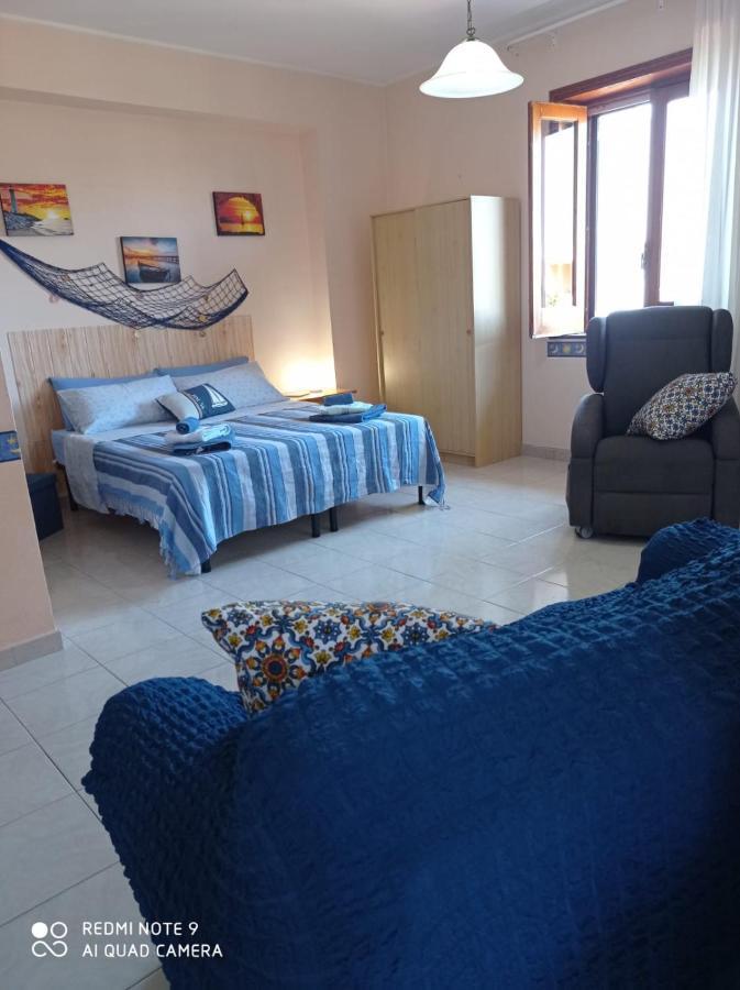 מילאצו Frontemare Rooms מראה חיצוני תמונה
