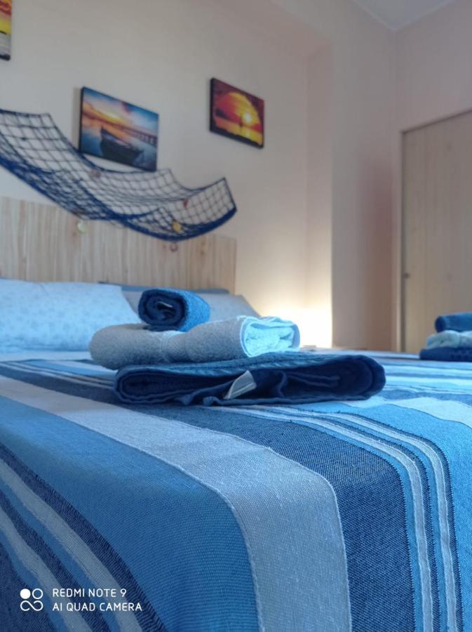 מילאצו Frontemare Rooms מראה חיצוני תמונה